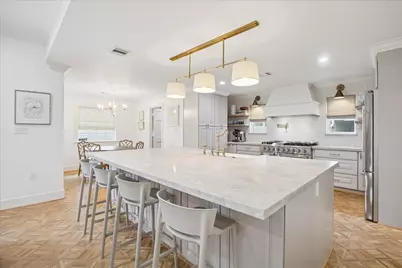 10207 Piermain Drive, Houston, TX 77035 - Photo 11