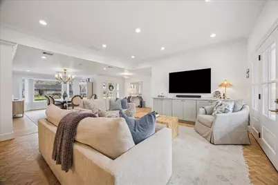 10207 Piermain Drive, Houston, TX 77035 - Photo 17