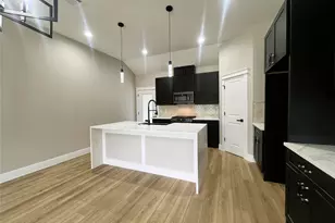 8914 Ivy Spring Ln, Houston, TX 77088 - Photo 7