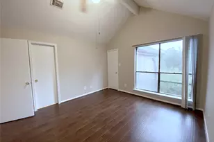 8499 Sands Point Dr, Houston, TX 77036 - Photo 9