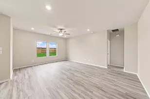 6707 Pebble Blf Ct, Cove, TX 77523 - Photo 15