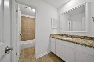 813 E Green Belt Dr, Sugar Land, TX 77498 - Photo 27