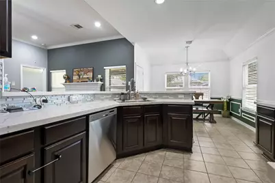 7905 Livingston Street, Houston, TX 77051 - Photo 9