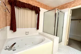 6918 Springcrest Ct, Sugar Land, TX 77479 - Photo 15