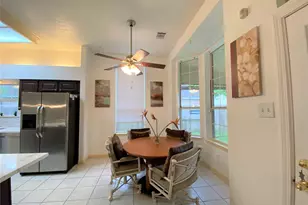 6918 Springcrest Ct, Sugar Land, TX 77479 - Photo 11