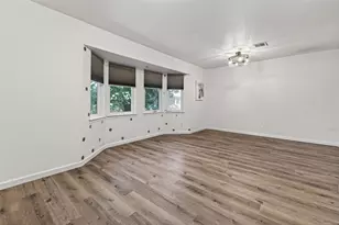 5530 Holly St, Houston, TX 77081 - Photo 29