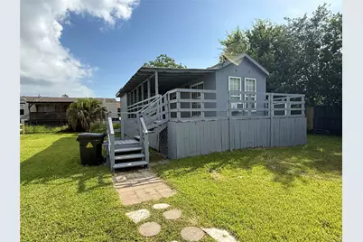 415 12th, San Leon, TX 77539 - Photo 7