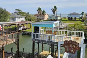 1643 Railroad Ave, San Leon, TX 77539 - Photo 7