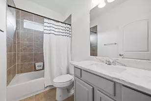 907 Lawrence St, Houston, TX 77008 - Photo 37