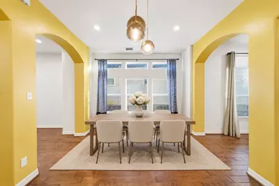 907 Lawrence Street, Houston, TX 77008 - Photo 7