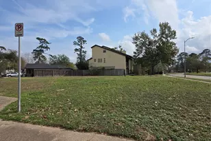 1134 Wynnwood Ln, Houston, TX 77008 - Photo 3