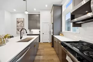 2125 Hoskins Dr, Houston, TX 77080 - Photo 15