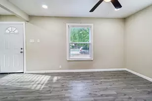 2108 Skylark Dr, Arlington, TX 76010 - Photo 9