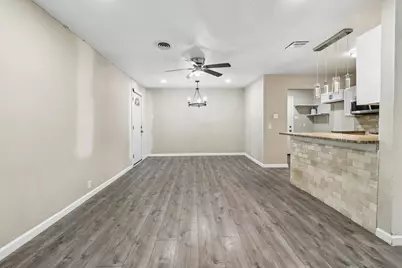 2108 Skylark Drive, Arlington, TX 76010 - Photo 11