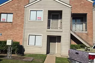 6701 Sands Point Dr, Houston, TX 77074 - Photo 1