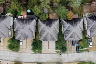 16130 Beachside Pl, Crosby, TX 77532 - Photo 43