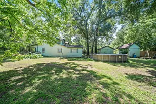 19160 Terri Ln, Conroe, TX 77385 - Photo 9