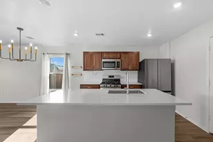 1878 Brushy Cedar Dr, Conroe, TX 77301 - Photo 5