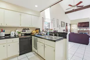 13445 Garden Grove St, Houston, TX 77082 - Photo 9