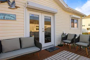 4119 Surf Dr, Galveston, TX 77554 - Photo 5