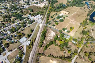 351 E Glenn St, Bellville, TX 77418 - Photo 7