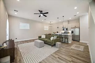 1193 W Tidwell Rd, Houston, TX 77091 - Photo 3