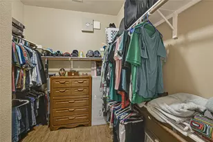 695 Elizabeth St, Alvin, TX 77511 - Photo 19