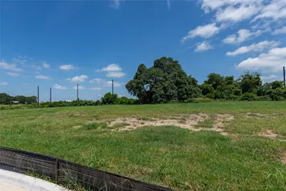 512 Trend View Drive, Weimar, TX 78962 - Photo 3