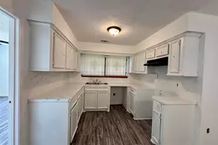 7211 Orlando St, Houston, TX 77016 - Photo 9