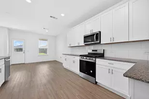 15138 Canyon Rapids Rd, Conroe, TX 77302 - Photo 11