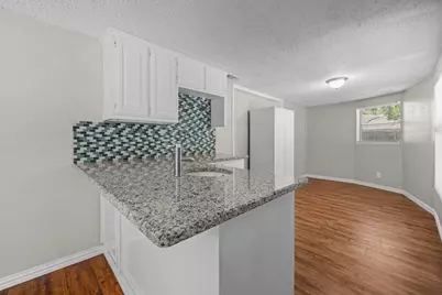 1113 Greenbriar Drive, DeSoto, TX 75115 - Photo 3