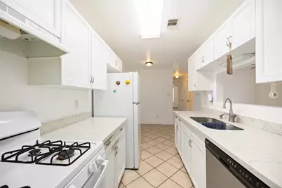 5315 Cherie Crest Court, Houston, TX 77088 - Photo 5