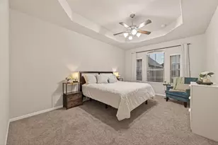 1520 Grayson Oaks Pl, Houston, TX 77043 - Photo 13