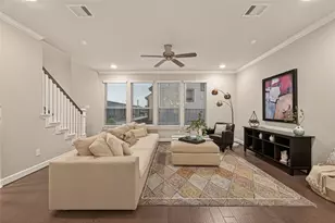 1520 Grayson Oaks Pl, Houston, TX 77043 - Photo 3
