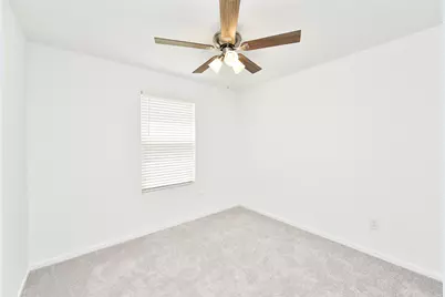 10218 Prairie Dunes Lane, Cleveland, TX 77327 - Photo 27
