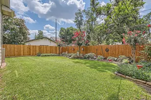 806 E 29th St, Houston, TX 77009 - Photo 25
