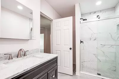 204 Dyer Avenue, Baytown, TX 77520 - Photo 15