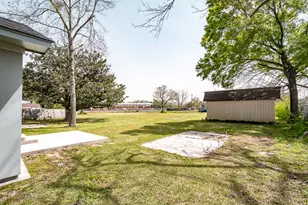 204 Dyer Ave, Baytown, TX 77520 - Photo 25