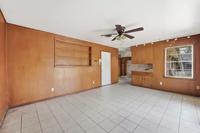 11614 Mullins Drive, Houston, TX 77035 - Photo 15