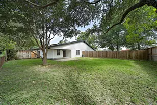 1714 Huge Oaks St, Houston, TX 77055 - Photo 21