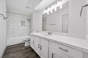 1714 Huge Oaks St, Houston, TX 77055 - Photo 17