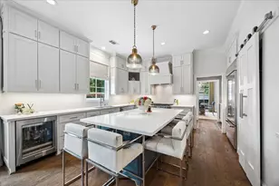 11802 Village Park Cir, Houston, TX 77024 - Photo 13