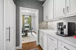 11802 Village Park Cir, Houston, TX 77024 - Photo 15