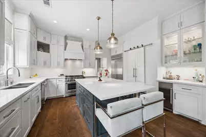 11802 Village Park Circle, Houston, TX 77024 - Photo 11