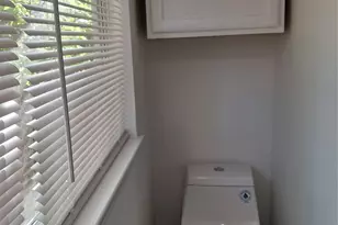 212 Magnolia Point Dr, Houston, TX 77336 - Photo 11