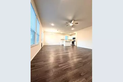 2210 Timberland Country Court, Conroe, TX 77304 - Photo 7