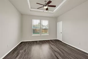 2210 Timberland Country Ct, Conroe, TX 77304 - Photo 19