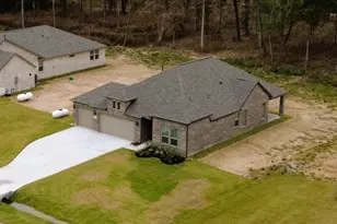 4033 Rd 66124, Dayton, TX 77535 - Photo 35