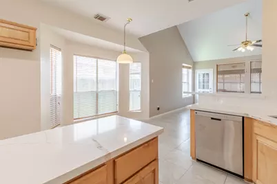 12214 Meadow Lane Court, Stafford, TX 77477 - Photo 9