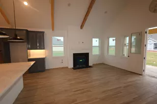 225 Dunovant Dr, Sealy, TX 77474 - Photo 7